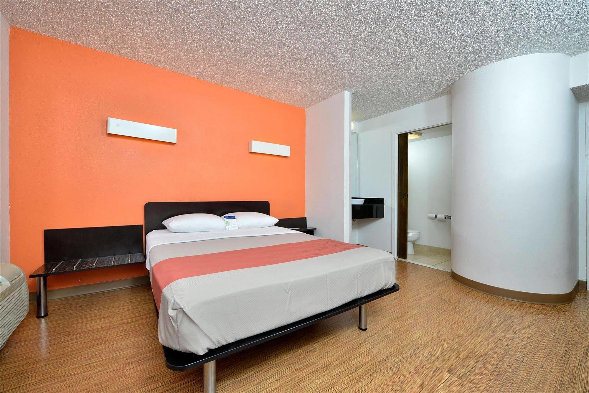 Motel 6-Plano, Tx - West - Frisco Екстериор снимка