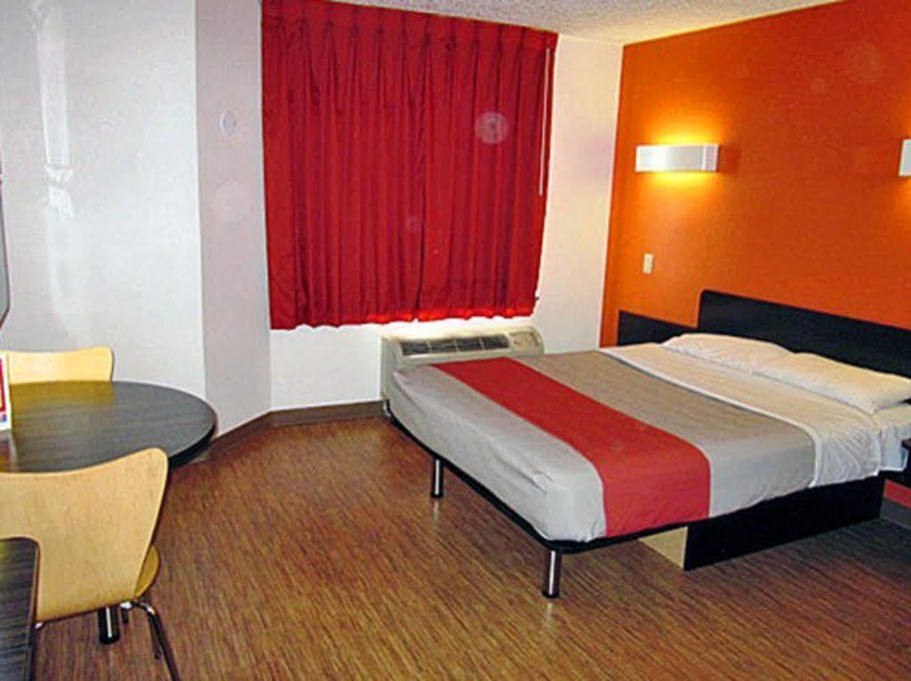 Motel 6-Plano, Tx - West - Frisco Екстериор снимка